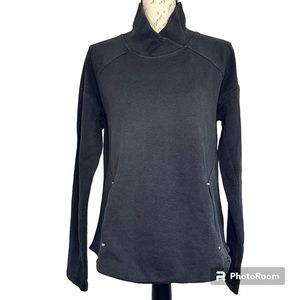Layer 8 | Black Qwick-Dry Performance Pull-over Athletic Sweatshirt | Size L